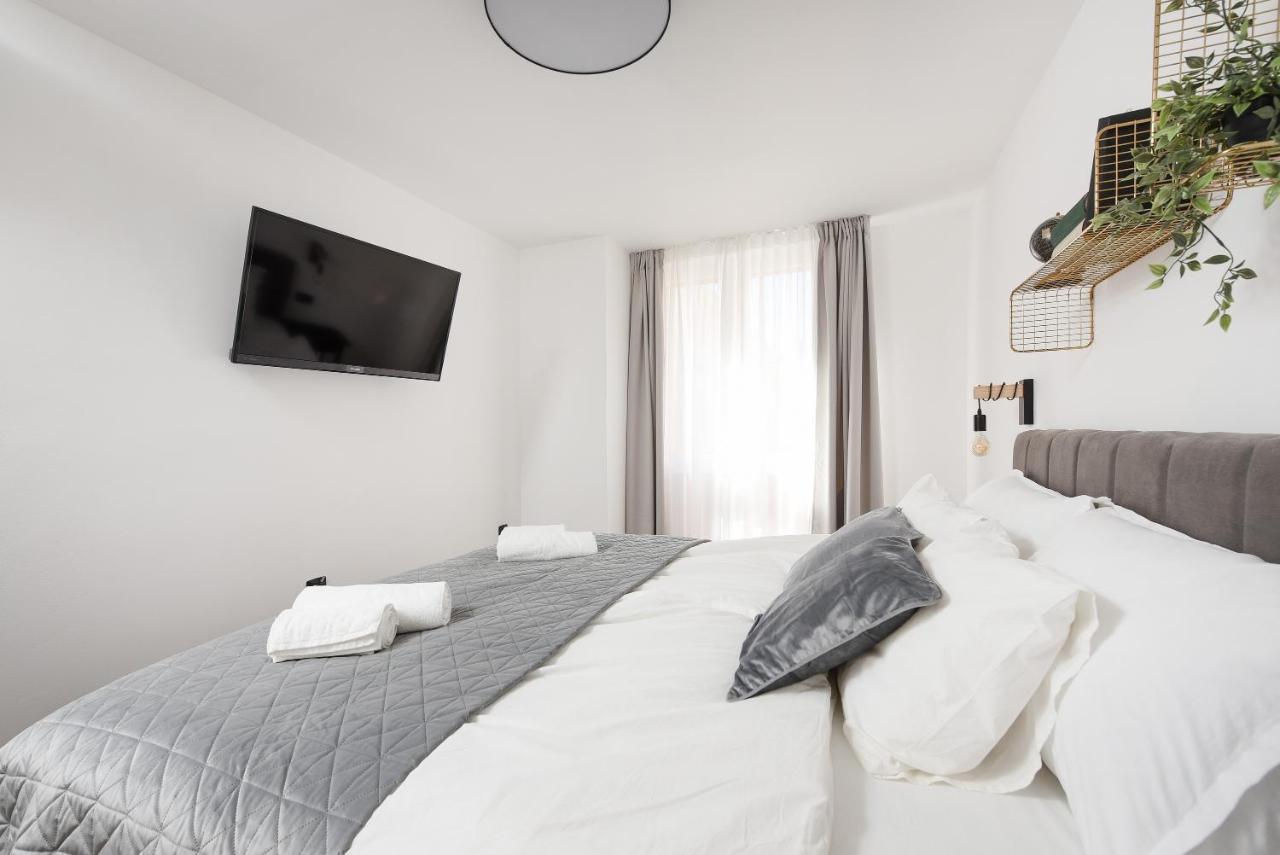 Aura Exclusive Apartment & Room Zadar Eksteriør billede